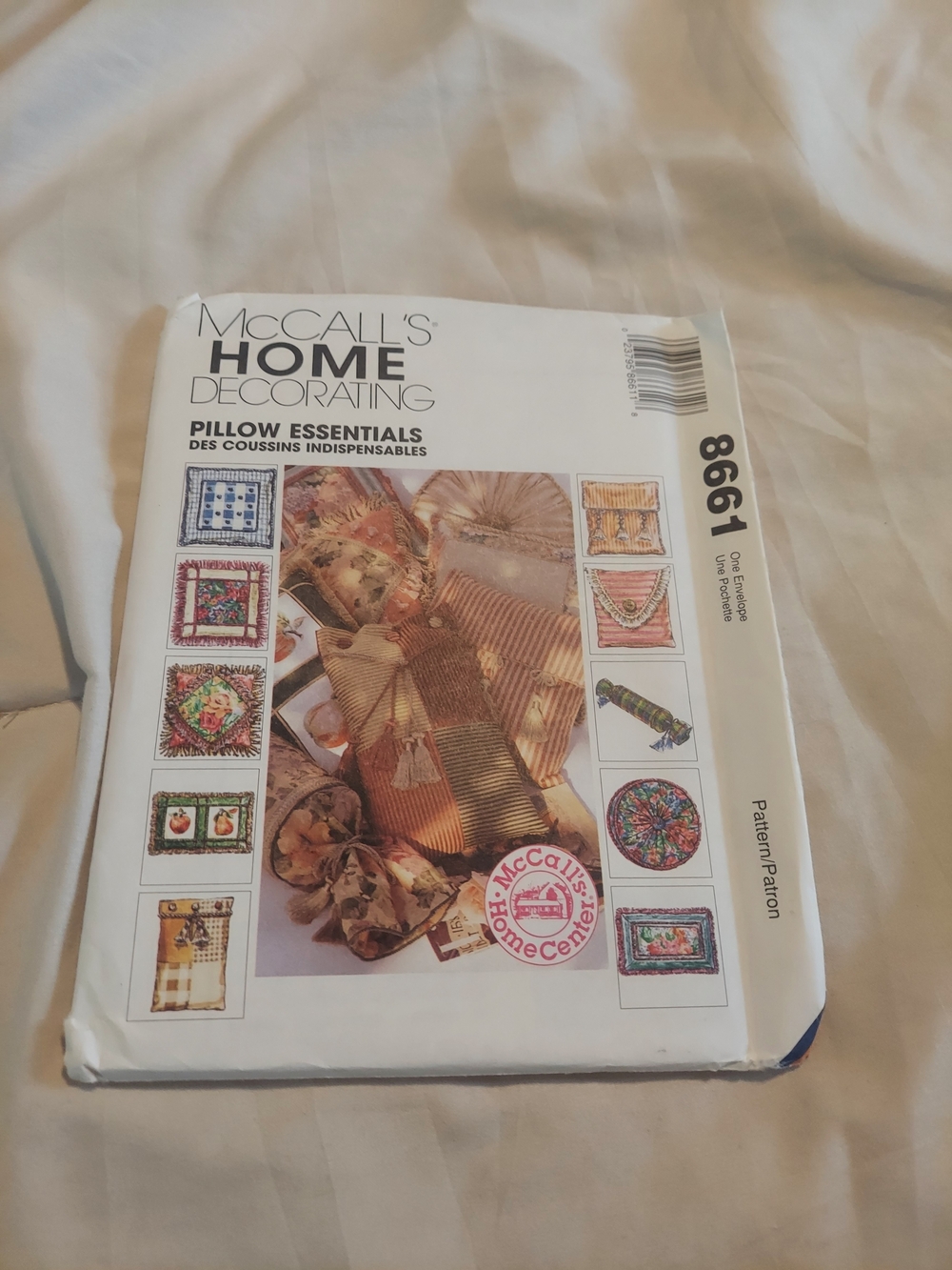 McCalls 8661 Decorative Accent Throw Pillow Essentials Sewing Pattern Bolster Ro